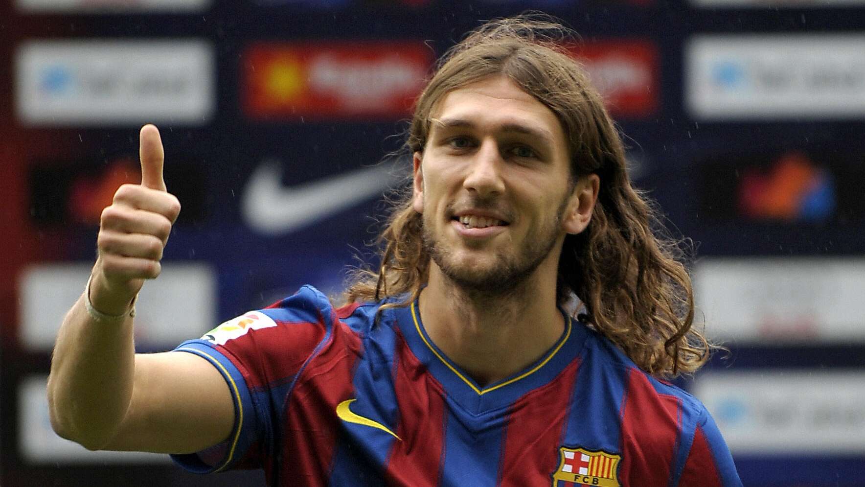 层足球的潜 层足球的潜